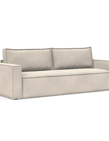 weisses Klappsofa mit Kissen